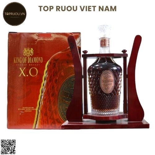 Kệ Gỗ Brandy XO King Of Diamond – 2000ml – 40% – Pháp